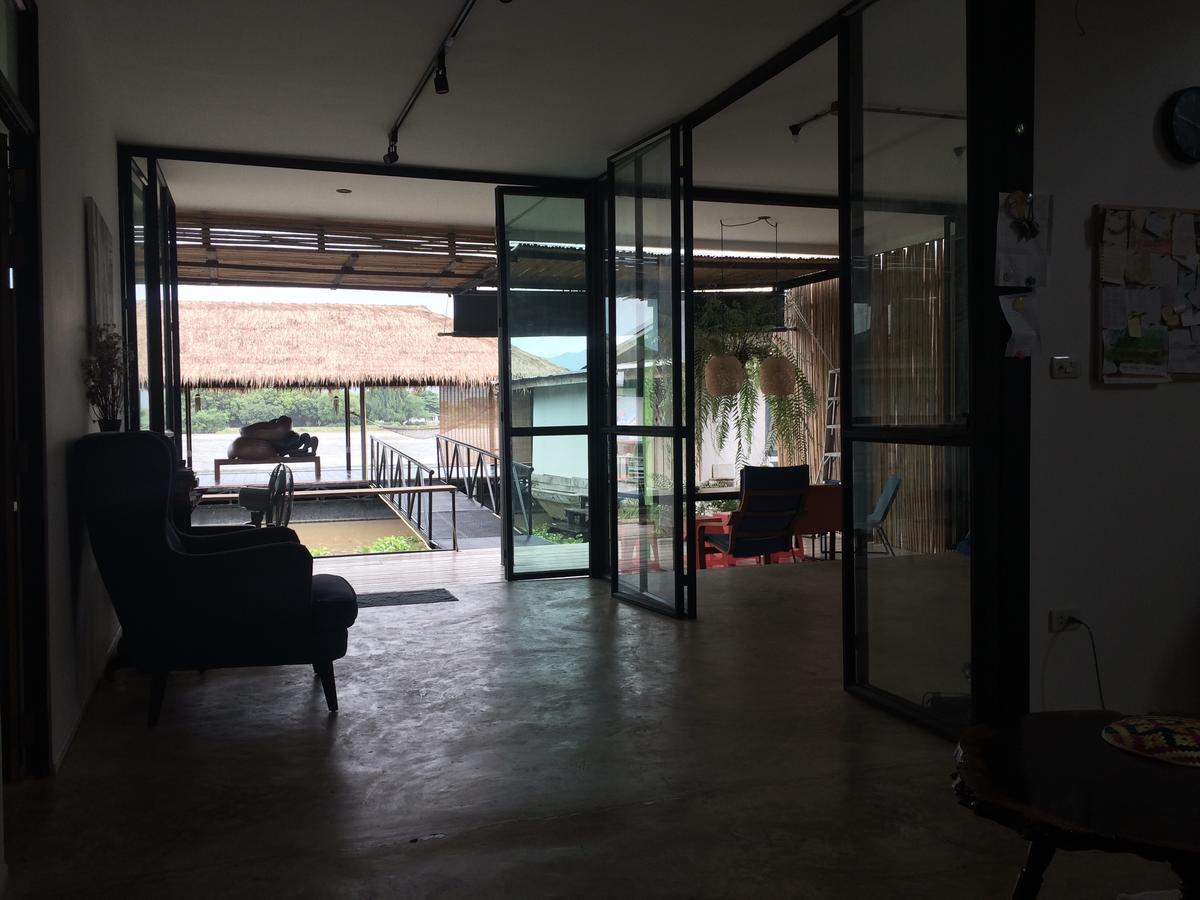 D Hostel Kanchanaburi Eksteriør billede